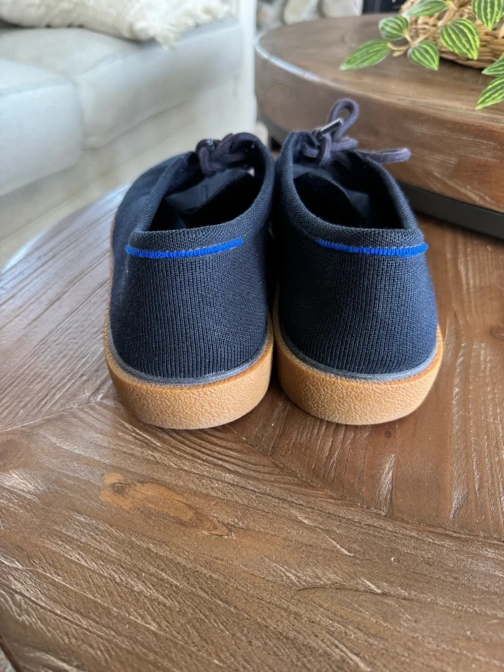 Rothy’s Men's Casual Navy Knit Lace-Up Shoes with Gum Sole Sz 11.5
